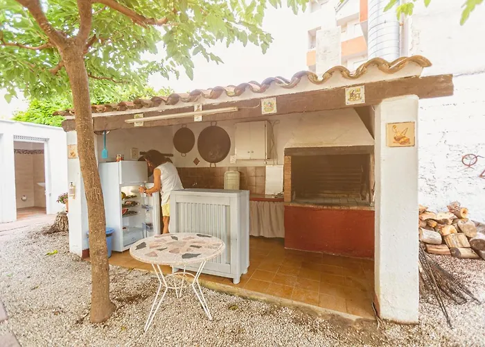 Apartamentos El Oasis