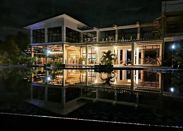 Vistapaloma Beach Resort