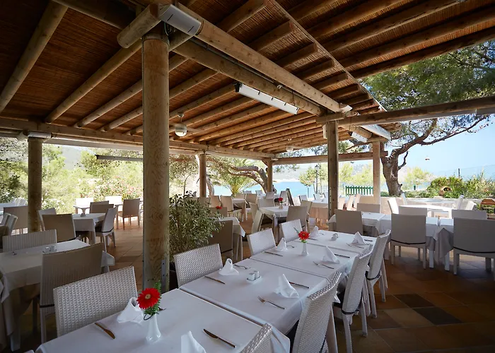 Invisa Hotel Club Cala Blanca