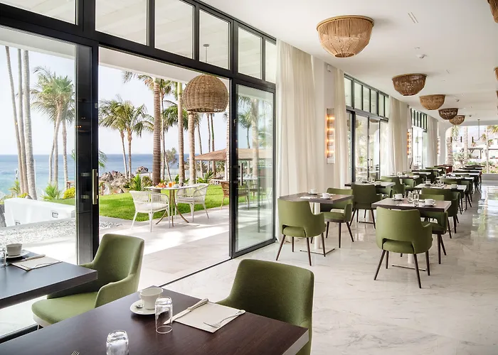 Hotel Fariones