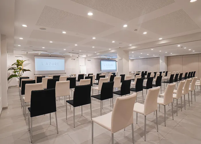 L'Azure Hotel 4* Sup