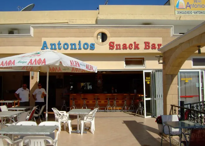 Antonios Hotel