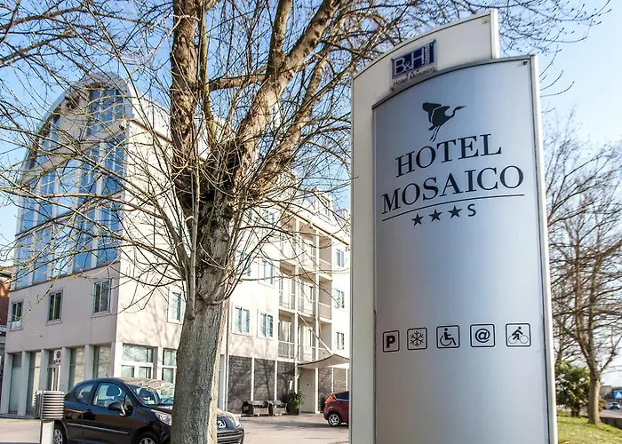 Hotel Mosaico