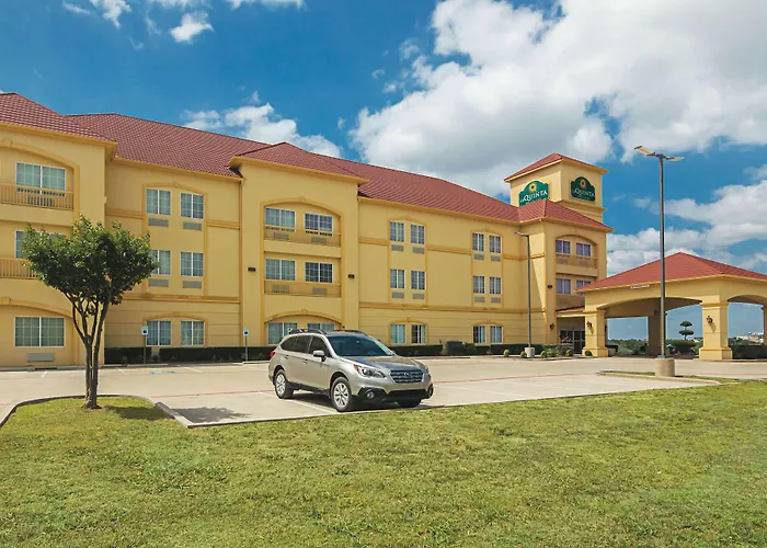 La Quinta By Wyndham Bridgeport