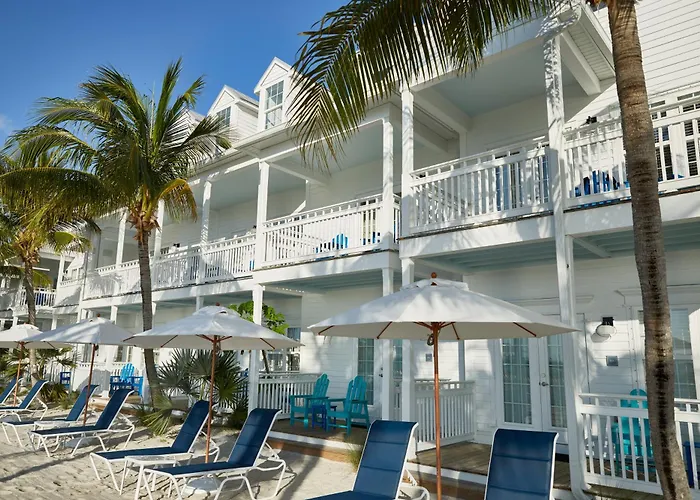 Parrot Key Hotel & Villas