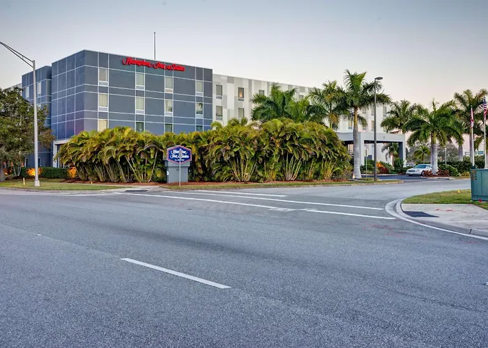 Hampton Inn&Suites Sarasota / Bradenton - Airport