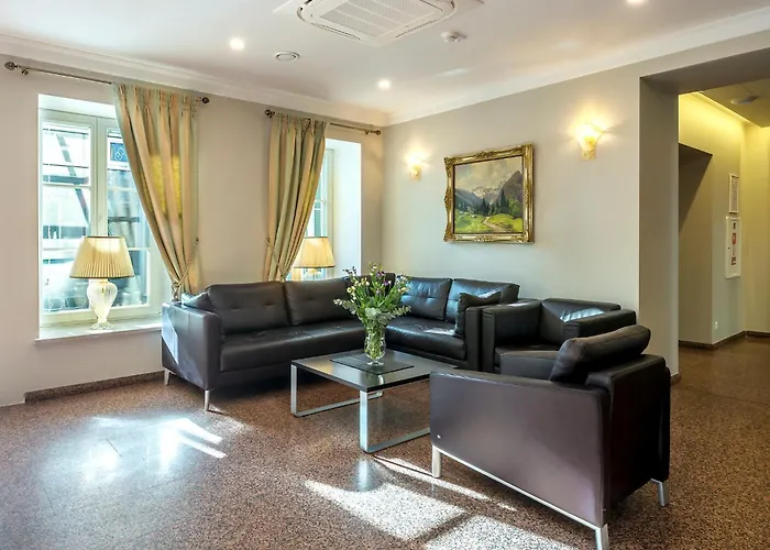 Ratonda Centrum Hotels
