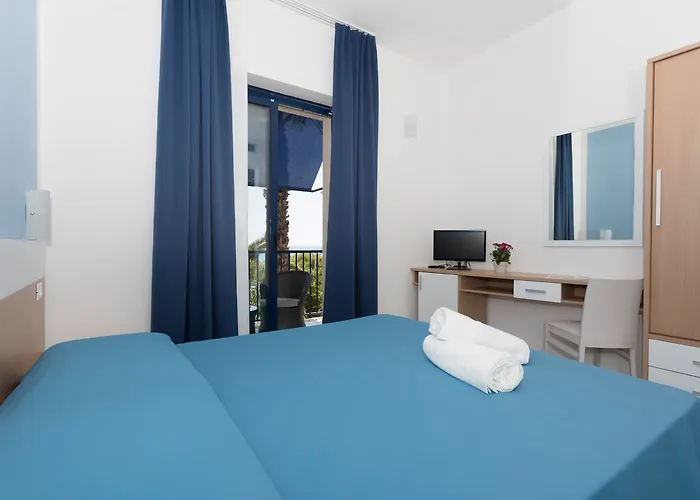 Ticho's Greenblu Hotel