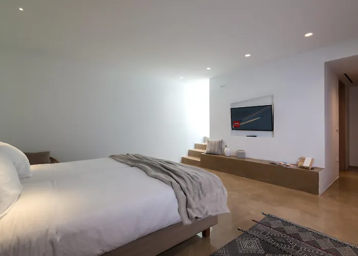 Andronis Arcadia - Preferred Hotels & Resorts
