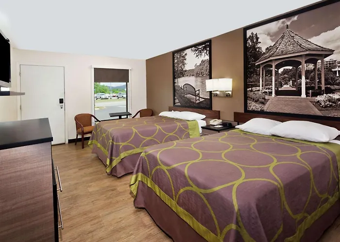 Super 8 By Wyndham Ringgold Chattanooga Area