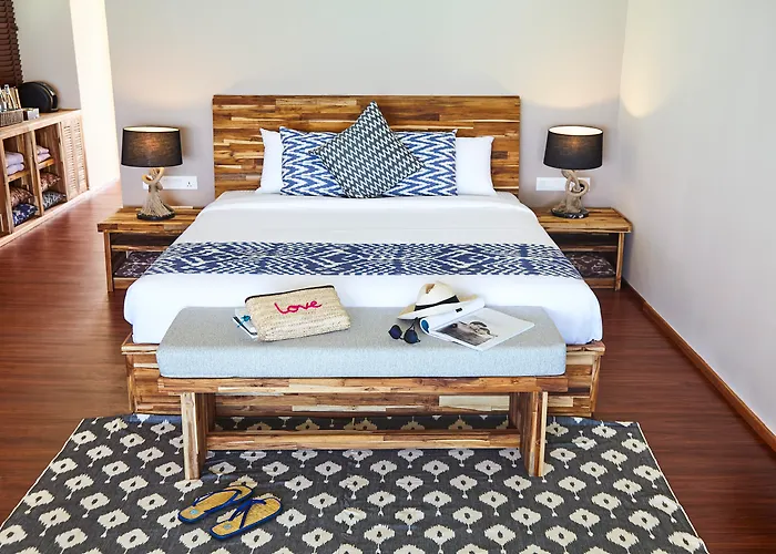 Kudafushi Resort & Spa