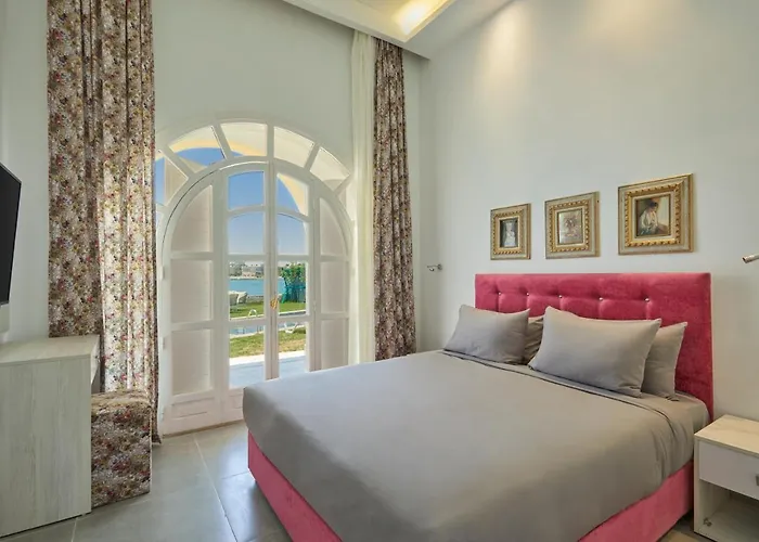Le Royal Marina Hotel