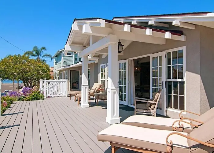 Walk To Beach, Ac, Firepit, Grill