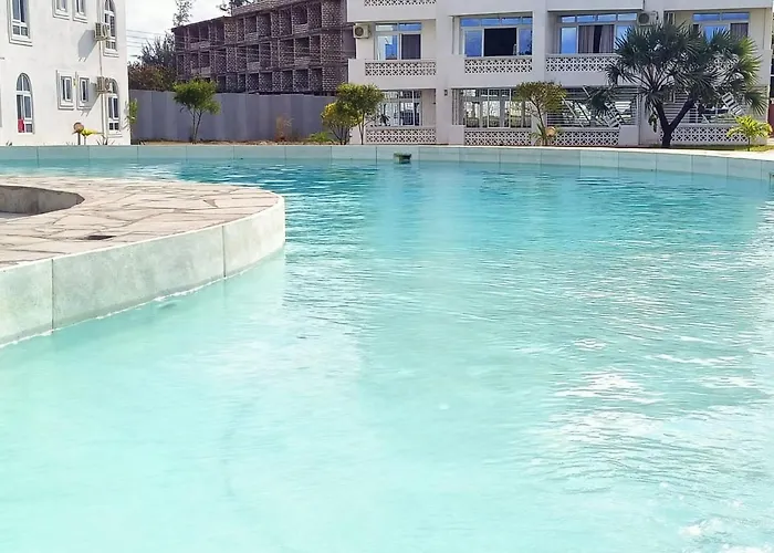 Pahalimzuri Kijani - 1 Bedroom Beach Apartment With Swimming Pool