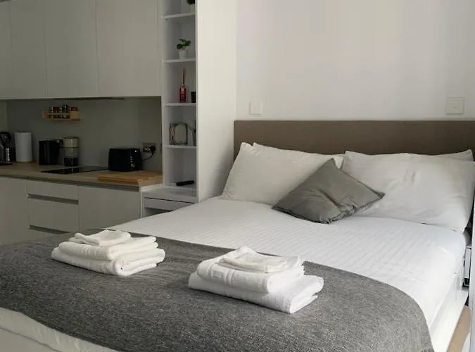 Cp High Floor Luxury Studio