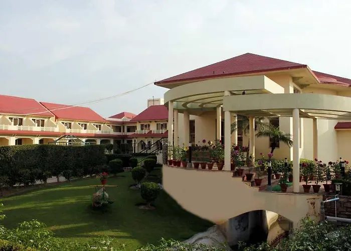 Shiva Oasis Resort