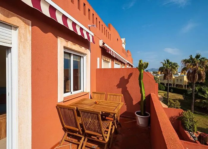 Vera Buda Natura. Ático apartamento con vistas al mar.