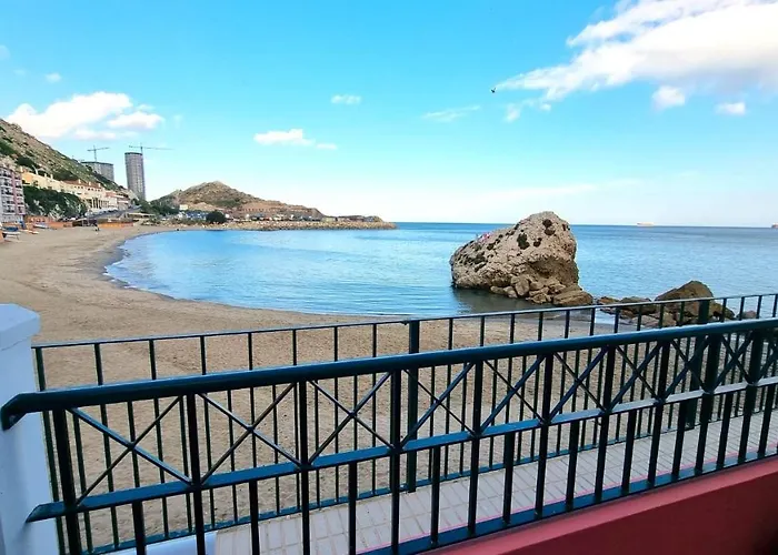 New Beachfront Duplex - Sleeps Up To 4