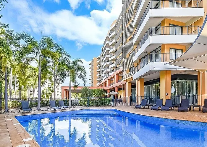 Zen88 Esplanade: 3-Br Luxury Suite Near Waterfront