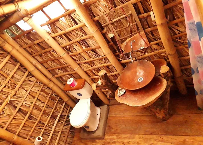El Bamboo Cabins