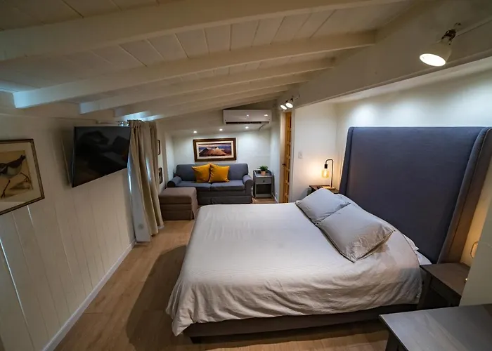 Casa Maria - Beachfront Cottage On The Sand