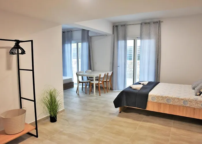 Telhinis Hotel&Apartments