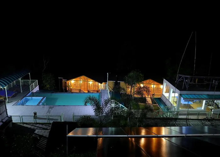 Woodrose Resort