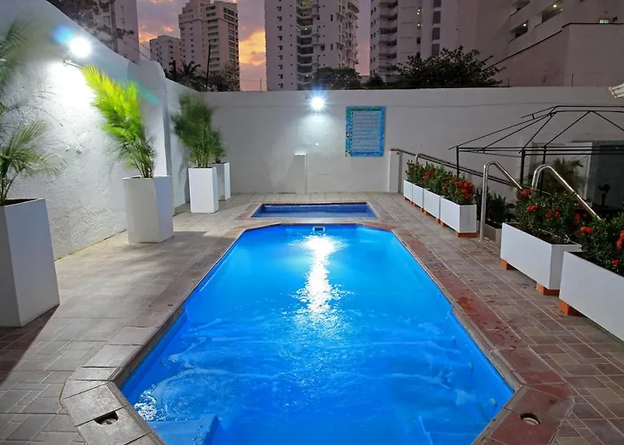 Hotel Rodadero Inn By Geh Suites