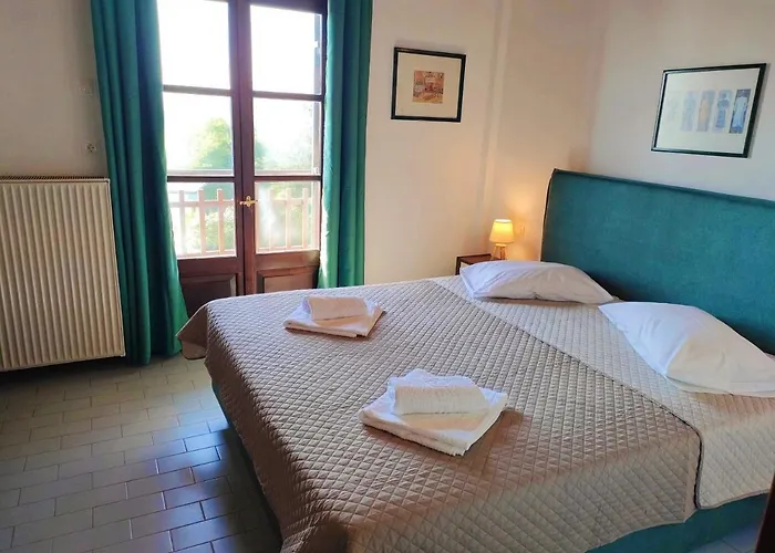 Hotel Vrionis