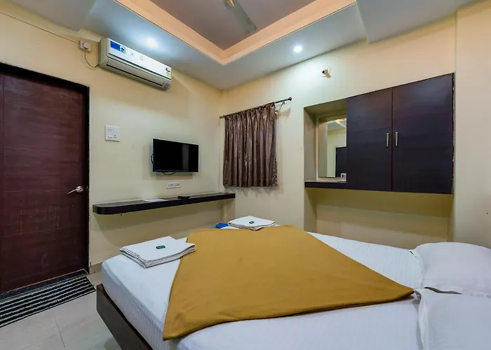Hotel Radhakrishna-Couple Friendly