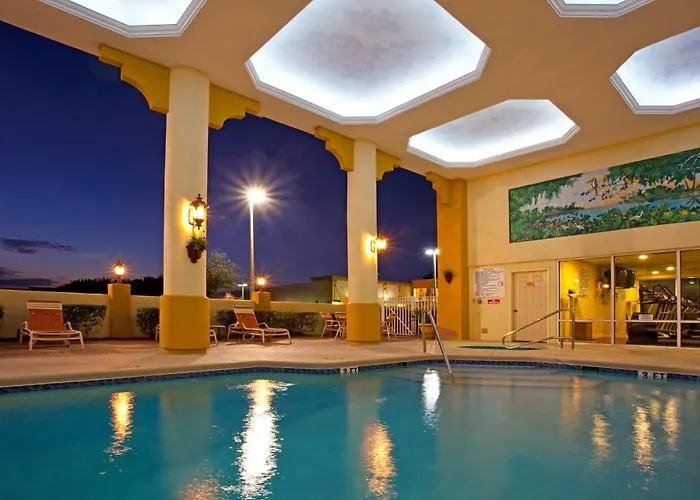 Holiday Inn Express Hotel & Suites Cocoa Beach By Ihg
