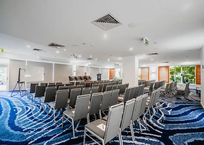 Novotel Cairns Oasis Resort