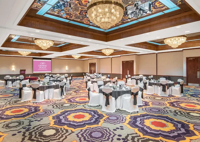 Crowne Plaza Hotel Hickory By Ihg