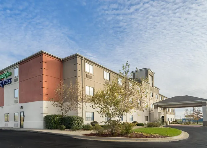 Holiday Inn Express Hotel Howe / Sturgis By Ihg