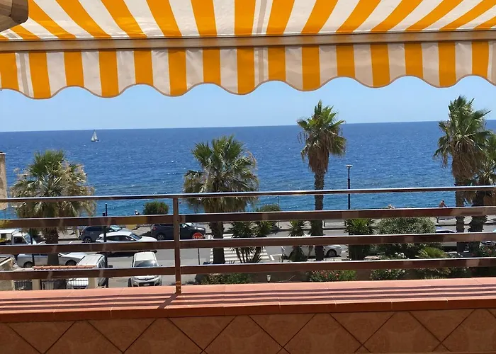 Appartamento fronte mare