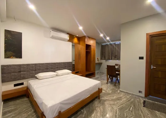 Luxe Inn