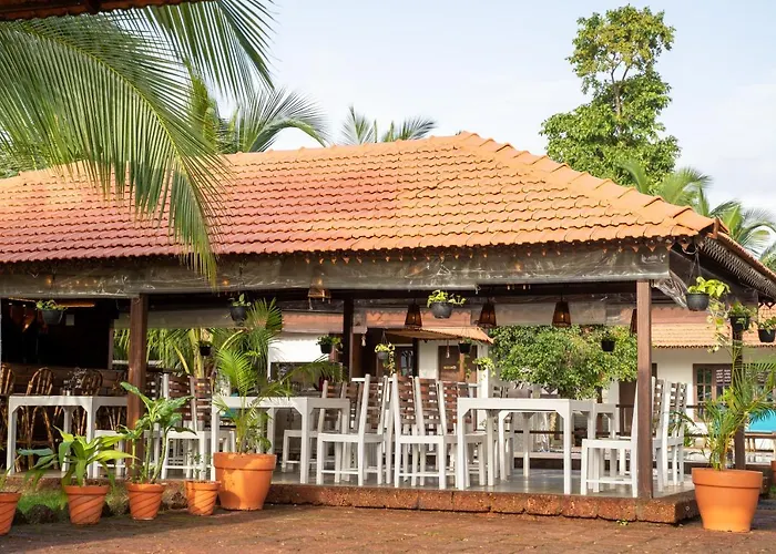 Dhanrains Moonlight Retreat Cottages