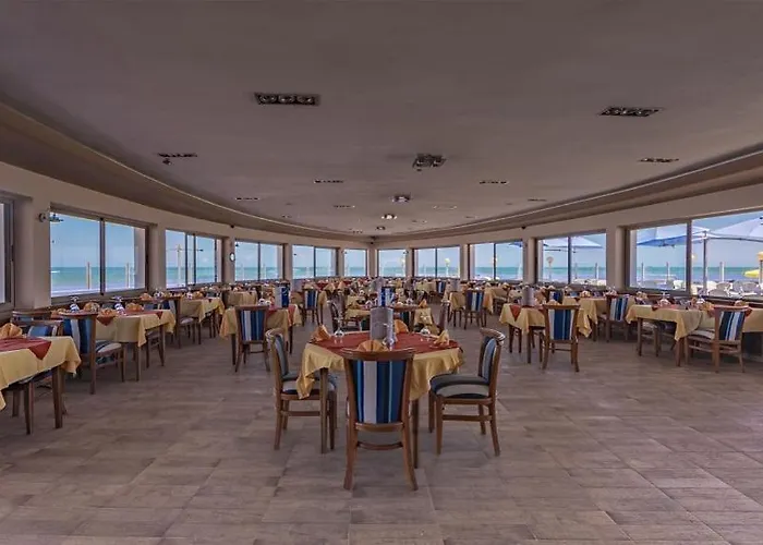 Hotel Tropicana