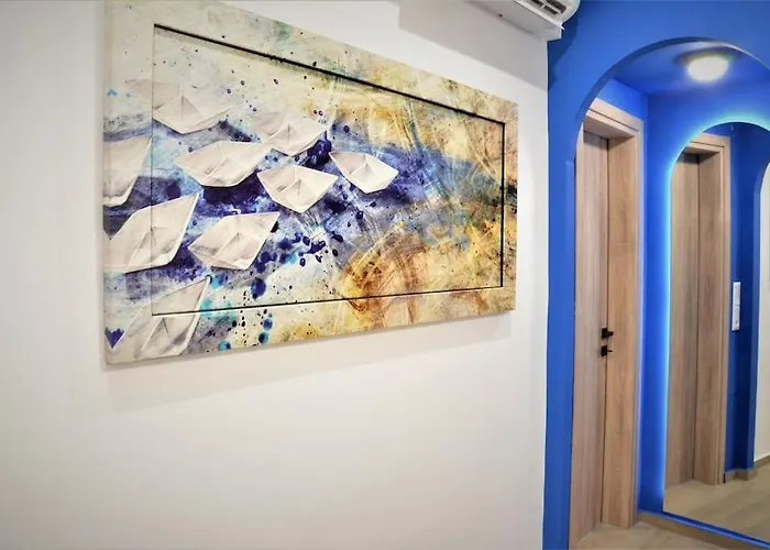 Luxurious City Apartment With Sea View - Lite Blue