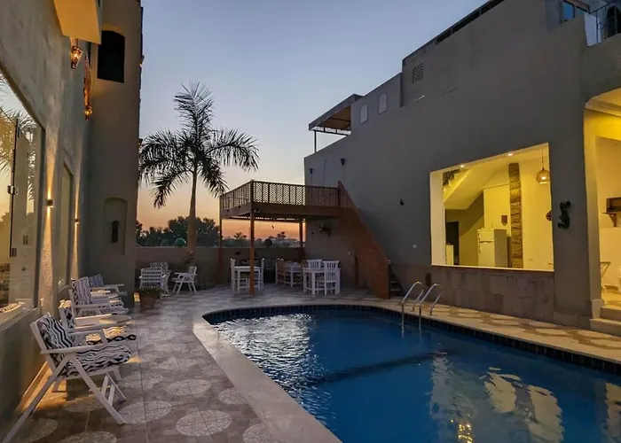 Yasmine Guest House