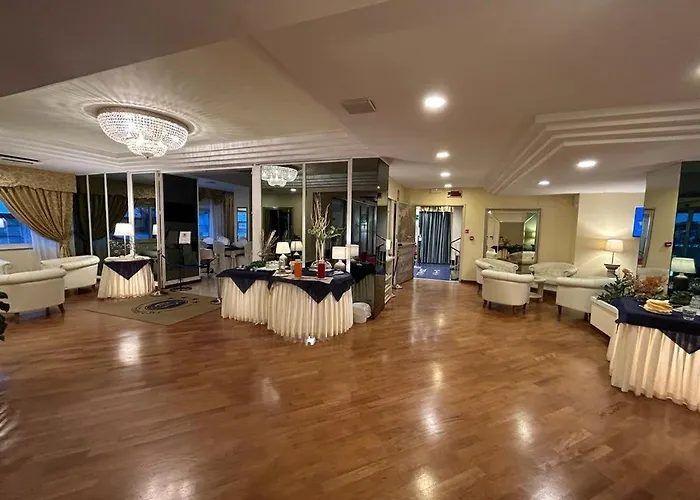 Hotel City