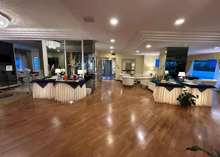 Hotel City