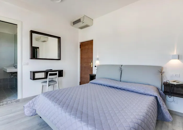 MARITTIMO Riccione - Hotel Clipper FRONTE MARE