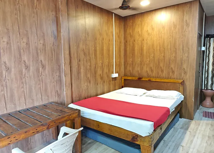Iora Cottages