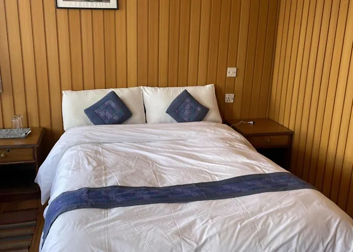 Mountain Lodges Of Nepal - Thame