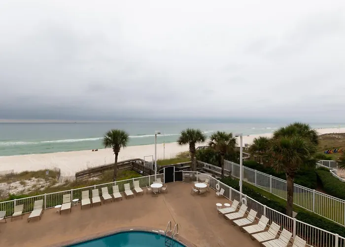 Tradewinds 205