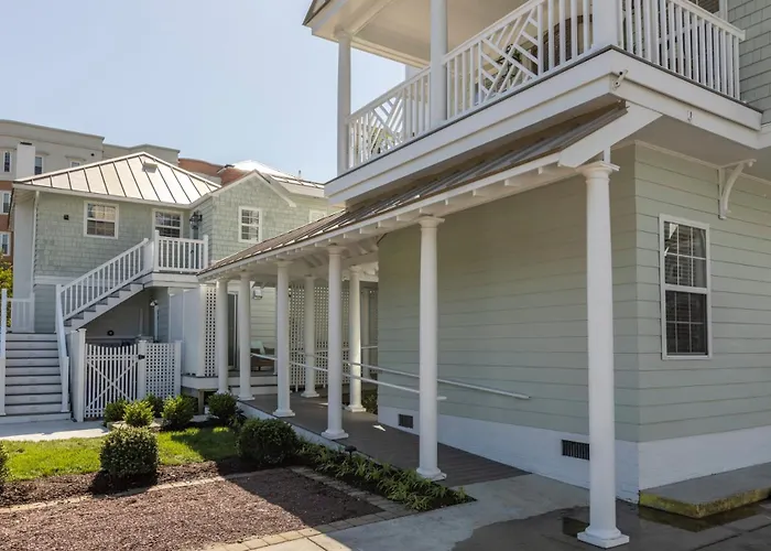 Hilltop 104 Inn At Old Beach