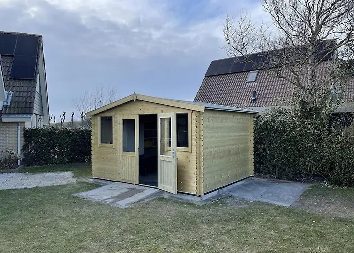 Vakantiehuis met afgesloten tuin, dichtbij het strand