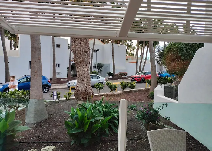 "Ccc" Calma Costa Casas