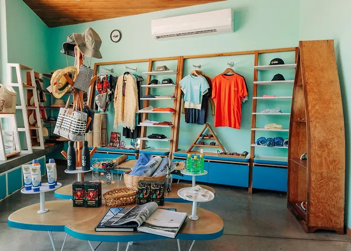 Puro Surf Hotel & Performance Academy